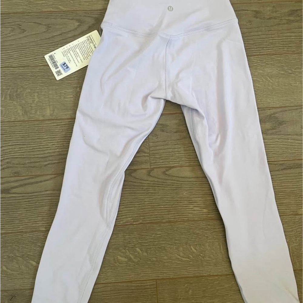 Lululemon Align HR crop 23” Lavender Leggings size 4 - Picture 3 of 5